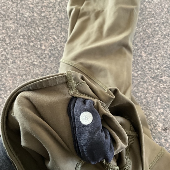 Lululemon Tights / Leggings, size 6, olive green - Picture 6 of 7